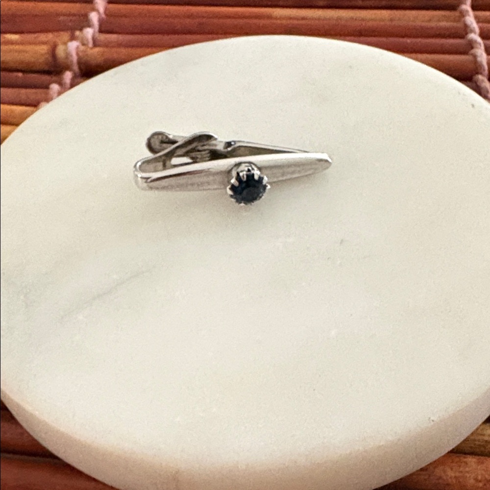 SWANK Silver Tie Clip with Blue Stone